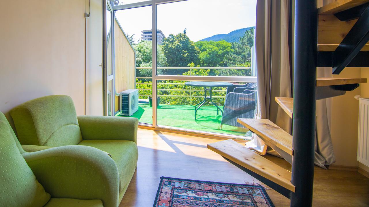 Guest House ボルジョミ エクステリア 写真