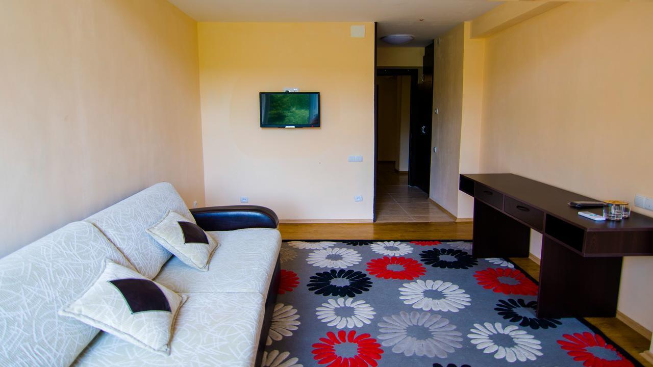 Guest House ボルジョミ エクステリア 写真