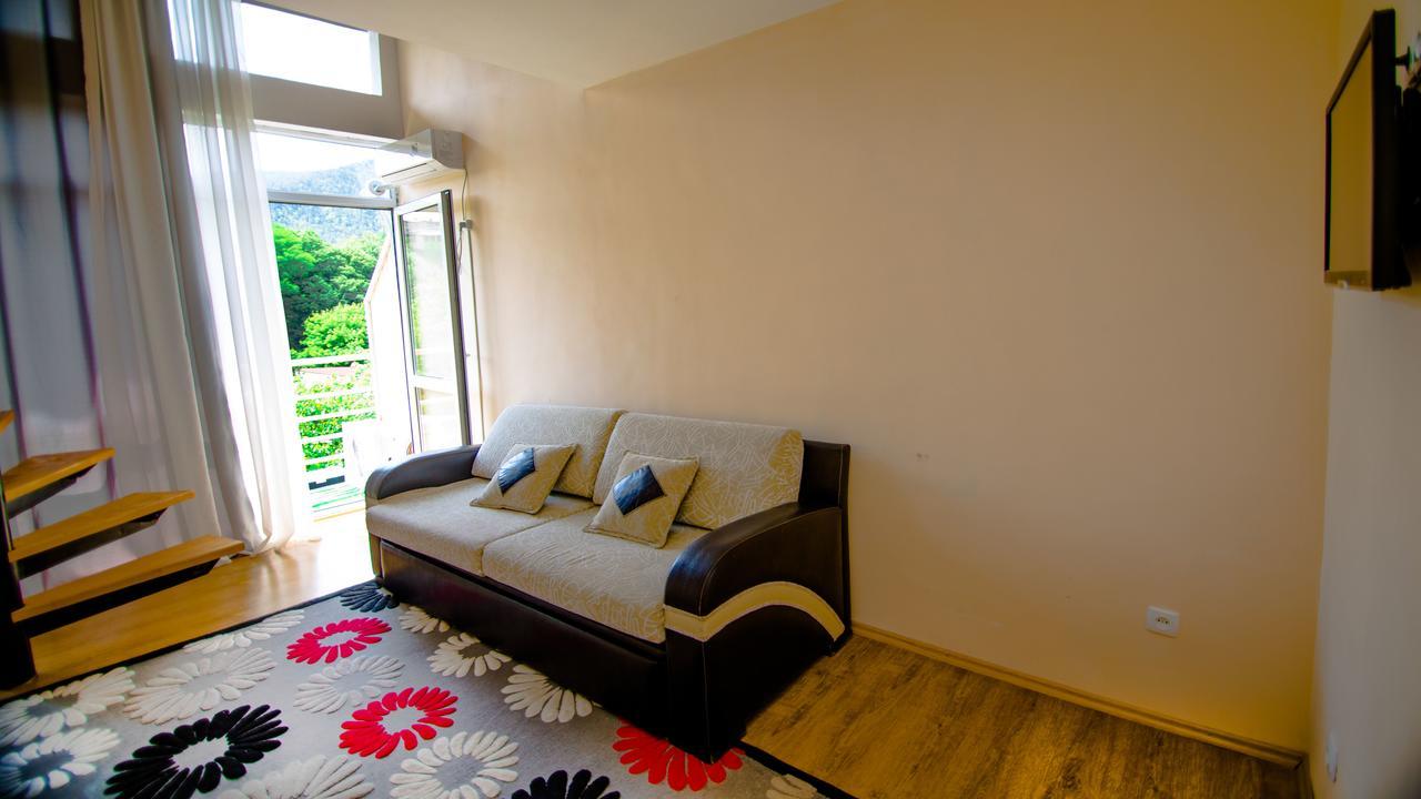 Guest House ボルジョミ エクステリア 写真