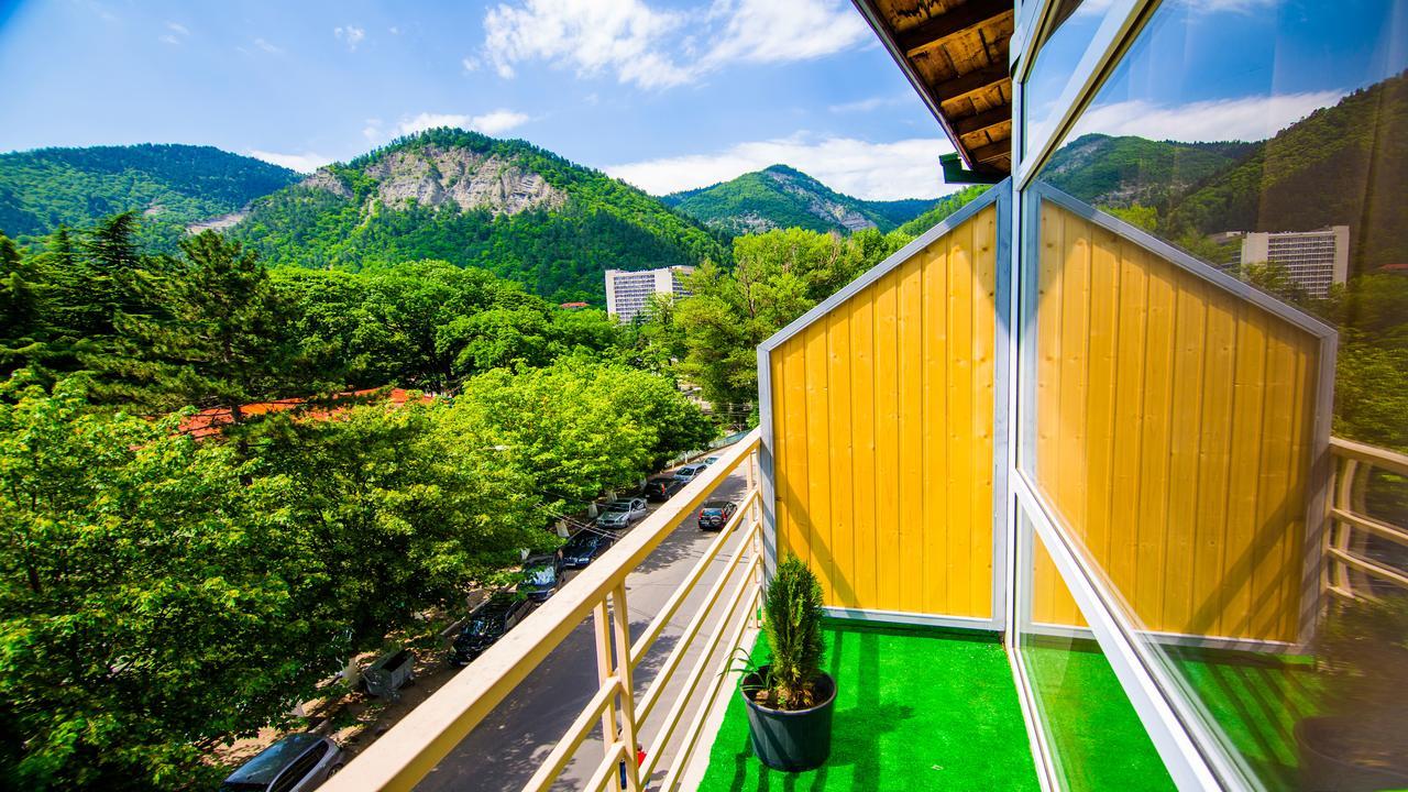 Guest House ボルジョミ エクステリア 写真